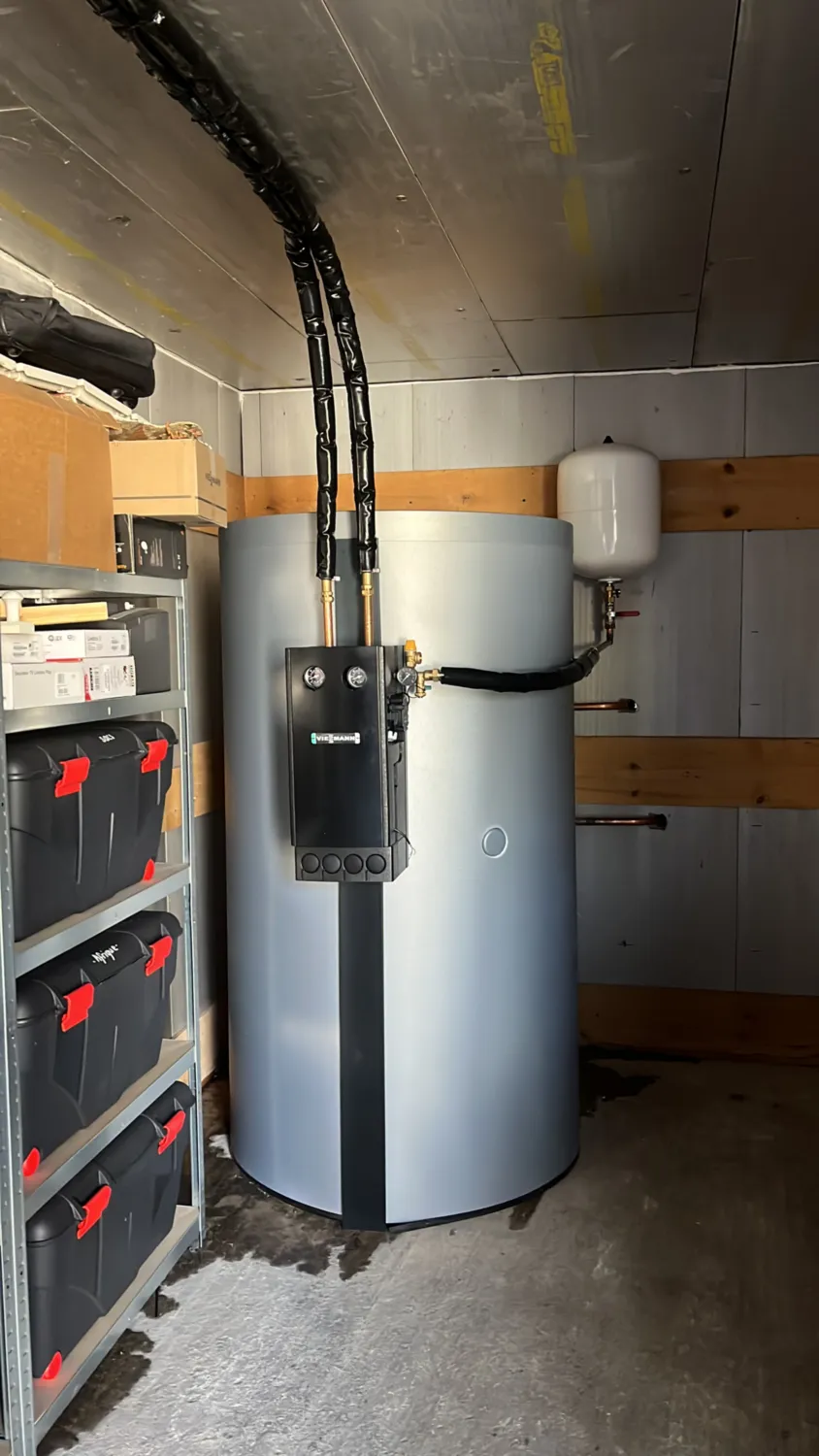 Realisations Chauffe eau solaire ballon solaire thermique viessmann installation foix HG Habitat Plombier Chauffagiste en Ariege